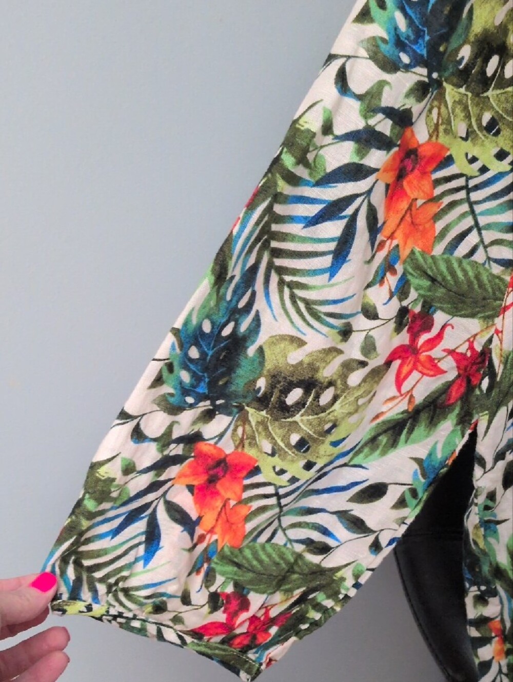Hester & Orchard Tropical Floral Off-Shoulder Tunic Top 60% Linen 40% Cotton - Picture 3 of 7